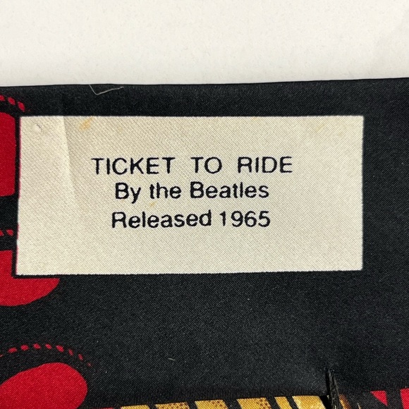 1991 BEATLES “Ticket To Ride” VNTG Tie 100% Silk collectible Apple Corps Limited - Picture 8 of 9